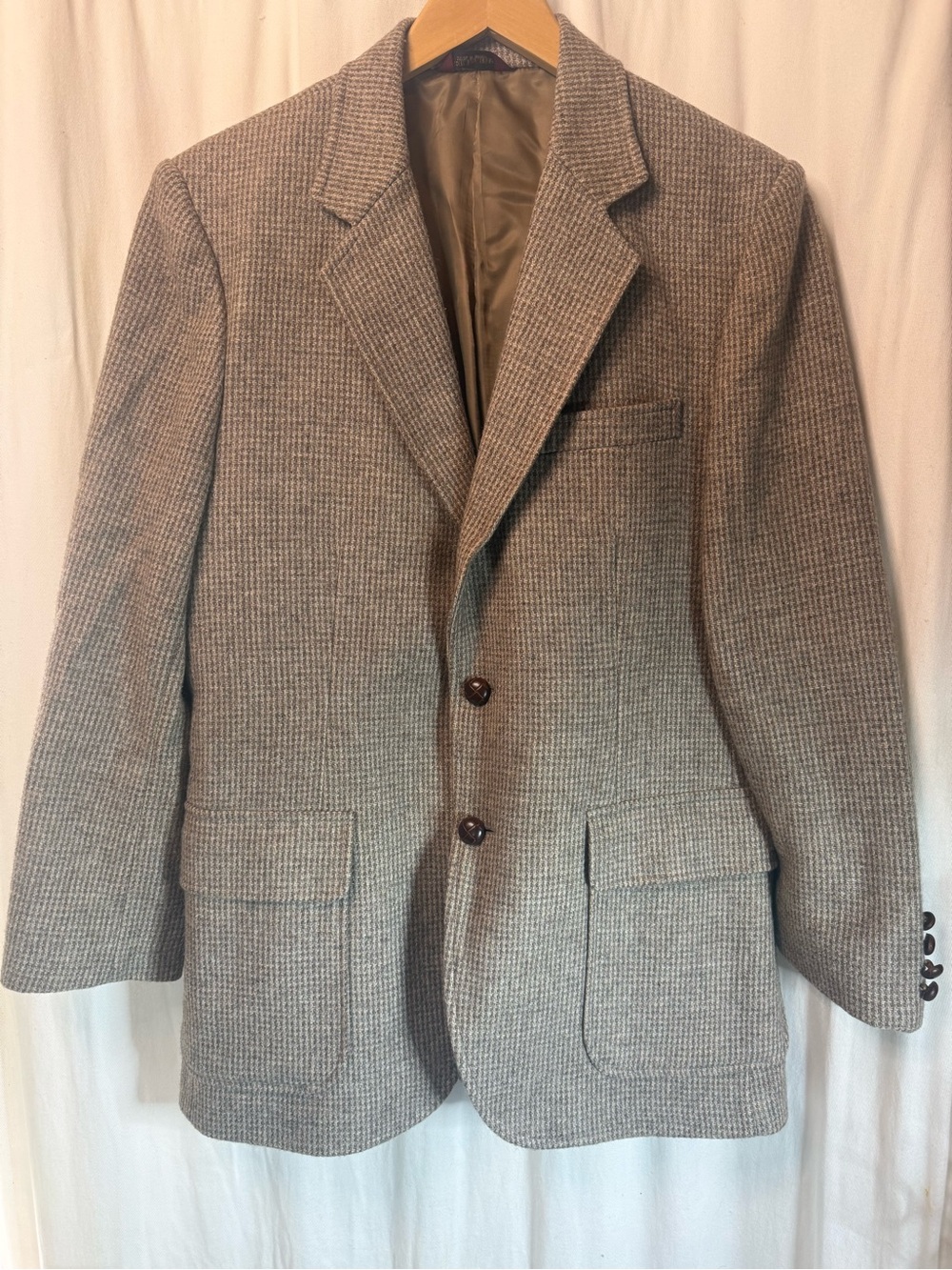 Neil Martin Classic Herringbone Sport Coat